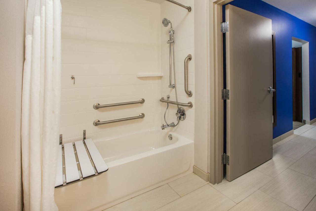 Holiday Inn Express & Suites - Effingham By Ihg Eksteriør billede